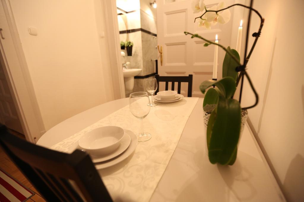 D.Five Classic Luxury Apartment Budapest Exterior foto
